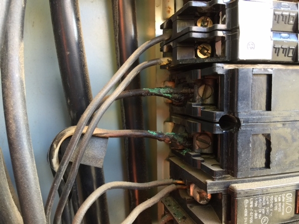 Undersized Wiring is Melting Insulation Undersized Wiring is Melting Insulation