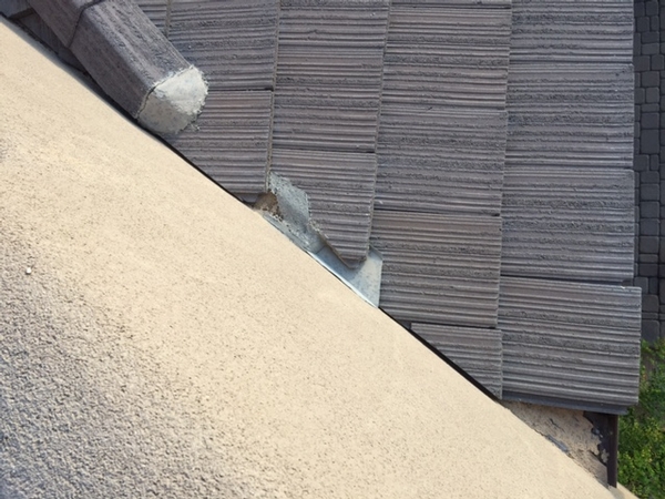 Flashing & Tile Incomplete Flashing & Tile Incomplete